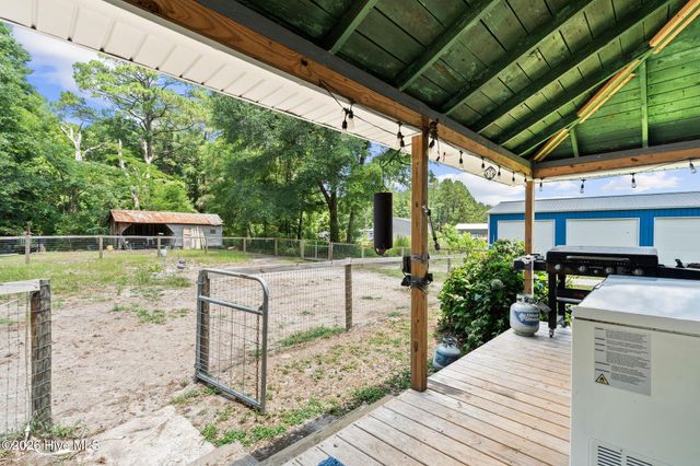 296 Middle River Road NE, Supply, NC 28462