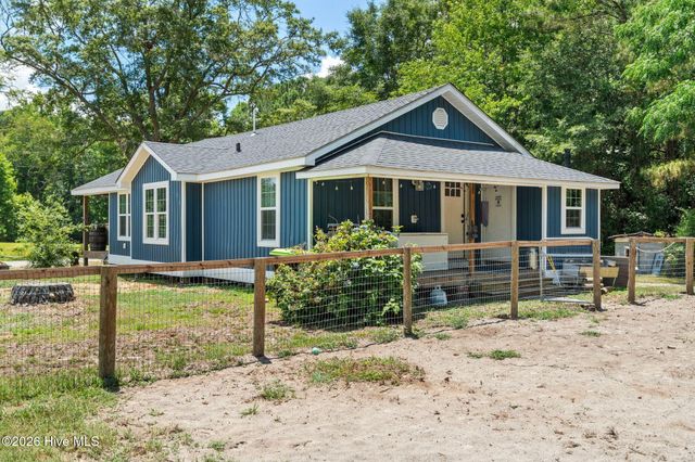296 Middle River Road NE, Supply, NC 28462