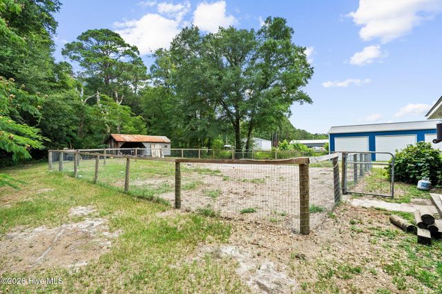 296 Middle River Road NE, Supply, NC 28462