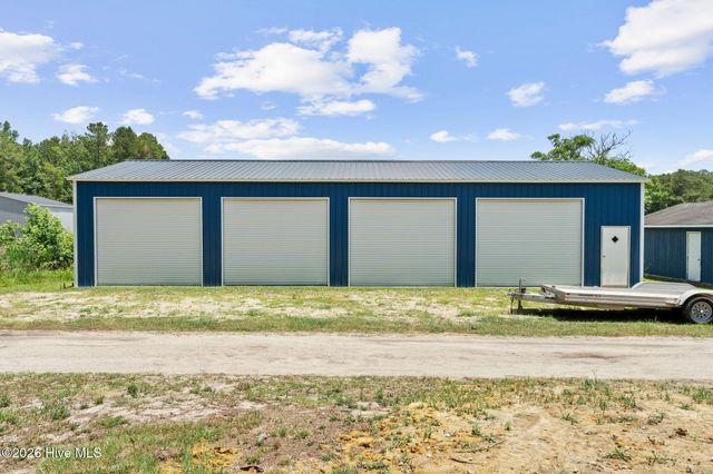 296 Middle River Road NE, Supply, NC 28462