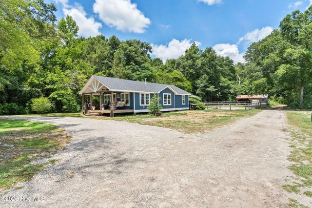 296 Middle River Road NE, Supply, NC 28462