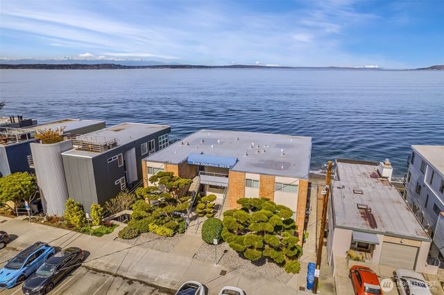 3015 Alki Avenue SW, Seattle, WA 98116