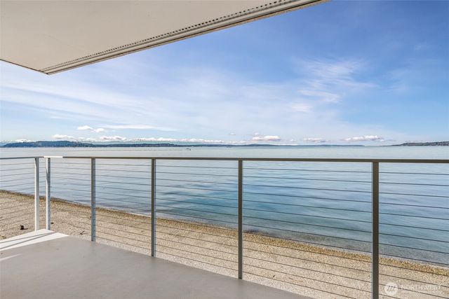 3015 Alki Avenue SW, Seattle, WA 98116