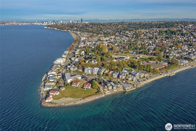 3015 Alki Avenue SW, Seattle, WA 98116