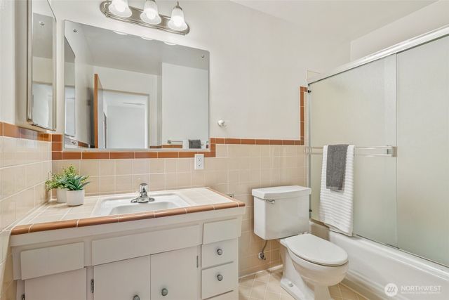 3015 Alki Avenue SW, Seattle, WA 98116