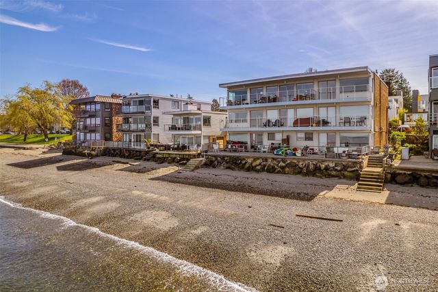 3015 Alki Avenue SW, Seattle, WA 98116