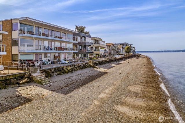 3015 Alki Avenue SW, Seattle, WA 98116