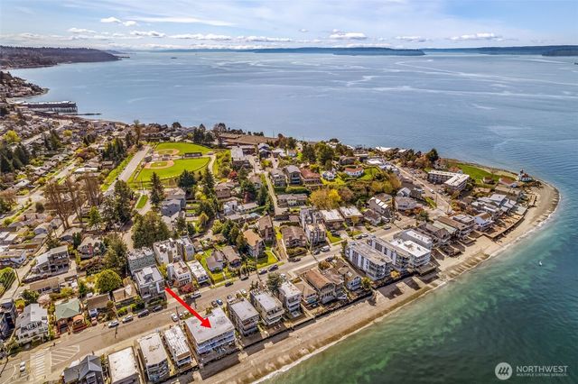 3015 Alki Avenue SW, Seattle, WA 98116