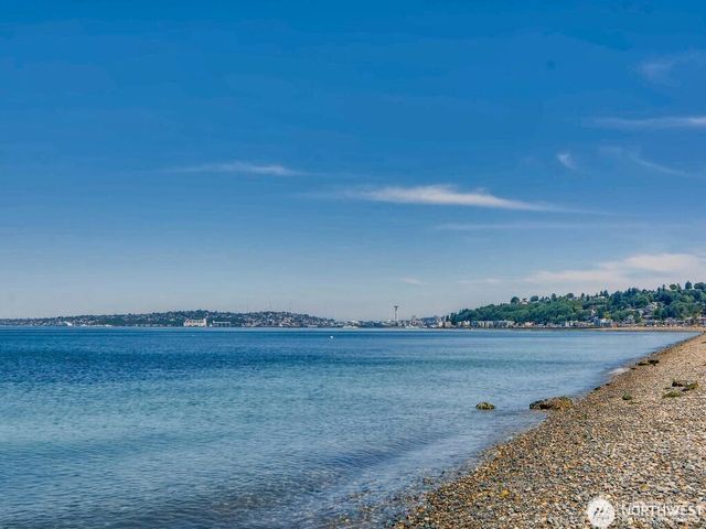 3015 Alki Avenue SW, Seattle, WA 98116