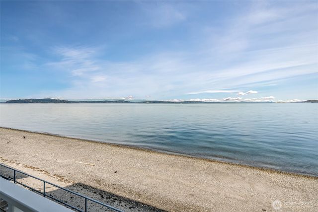 3015 Alki Avenue SW, Seattle, WA 98116