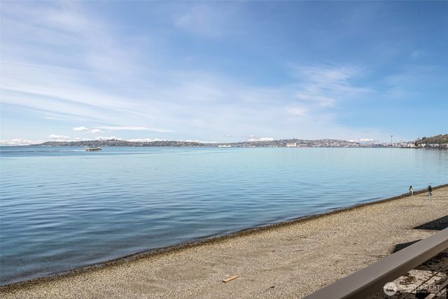 3015 Alki Avenue SW, Seattle, WA 98116