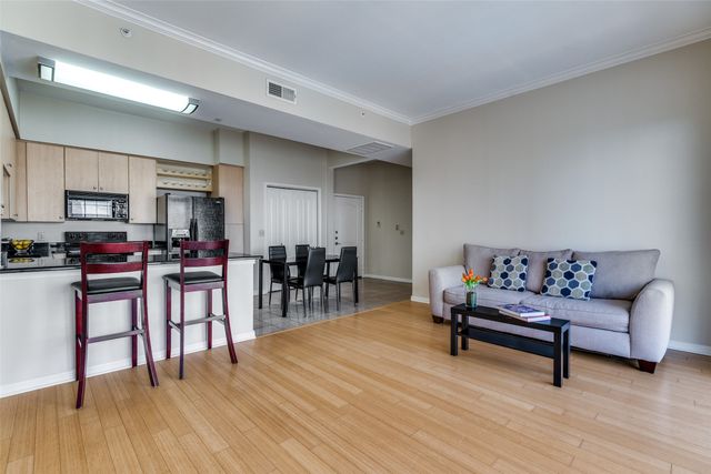 3225 Turtle Creek Boulevard 1017, Dallas, TX 75219