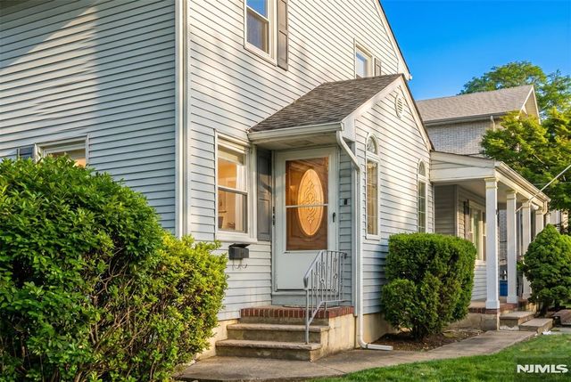 113 Grove Street, Tenafly, NJ 07670
