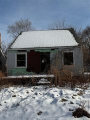 19416 Lamont Street, Detroit, MI 48234