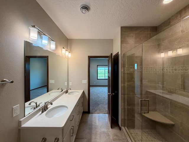 1506 6 Avenue NE, Dilworth, MN 56529