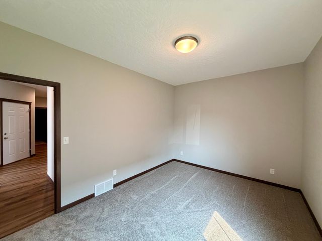 1506 6 Avenue NE, Dilworth, MN 56529