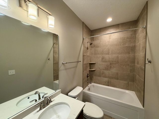 1506 6 Avenue NE, Dilworth, MN 56529