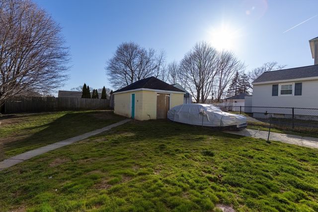 103 Chicago St, Fall River, MA 02721