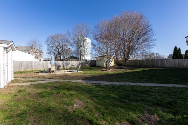 103 Chicago St, Fall River, MA 02721