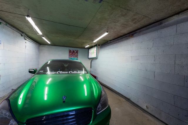 103 Chicago St, Fall River, MA 02721