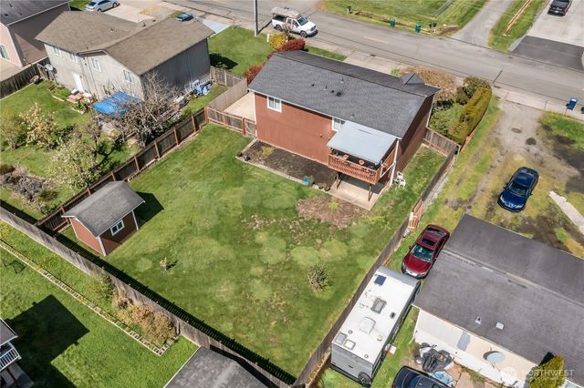 115 3rd Avenue NW, Pacific, WA 98047