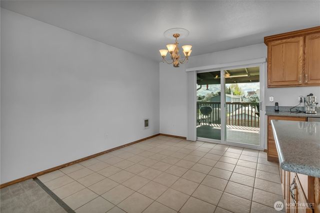 115 3rd Avenue NW, Pacific, WA 98047
