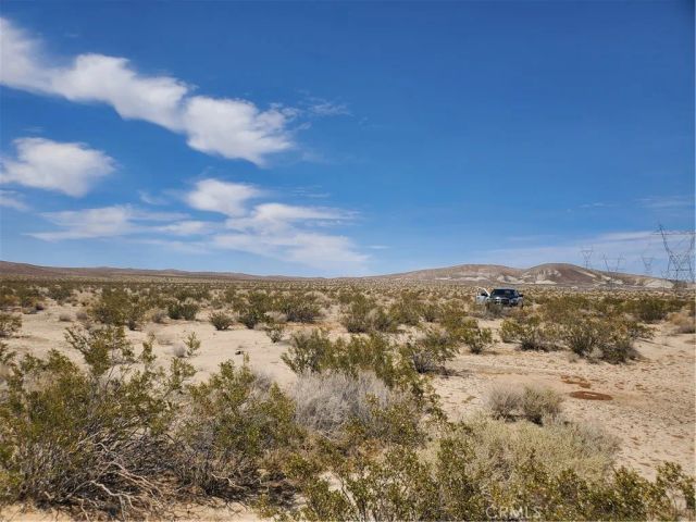 37211 Paradise Springs, Yermo, CA 92398