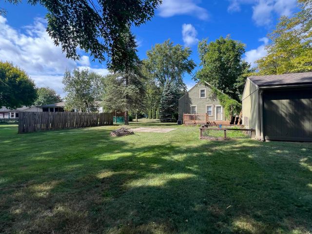 686 Troywood Drive, City Of Troy, MI 48083