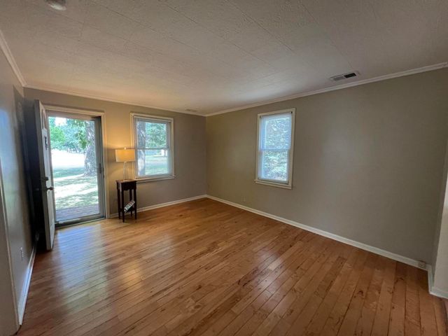 686 Troywood Drive, City Of Troy, MI 48083