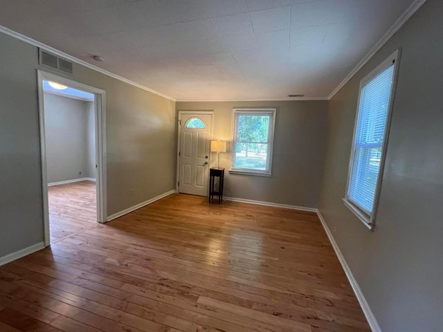 686 Troywood Drive, City Of Troy, MI 48083