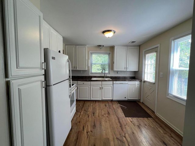 686 Troywood Drive, City Of Troy, MI 48083