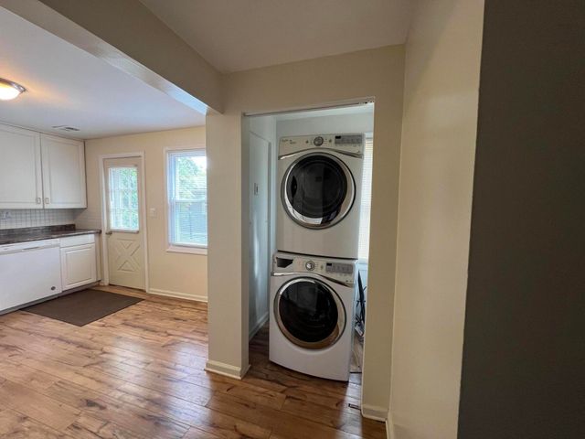 686 Troywood Drive, City Of Troy, MI 48083