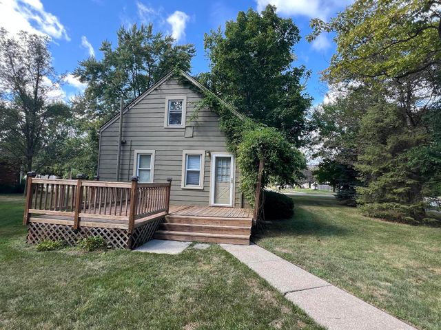 686 Troywood Drive, City Of Troy, MI 48083