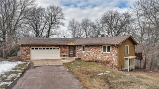 609 Manor Court, Altoona, WI 54720