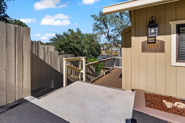 5105 Lakeshore Dr, Copperopolis, CA 95228