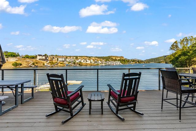 5105 Lakeshore Dr, Copperopolis, CA 95228