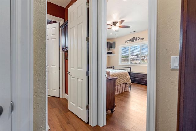 5105 Lakeshore Dr, Copperopolis, CA 95228