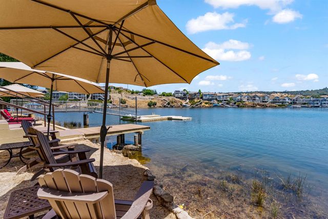 5105 Lakeshore Dr, Copperopolis, CA 95228