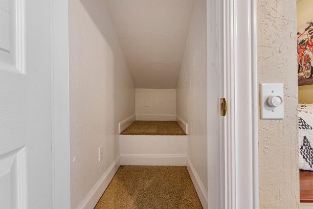 5105 Lakeshore Dr, Copperopolis, CA 95228