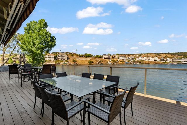 5105 Lakeshore Dr, Copperopolis, CA 95228