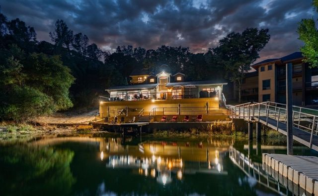 5105 Lakeshore Dr, Copperopolis, CA 95228