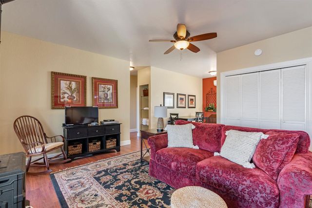 5105 Lakeshore Dr, Copperopolis, CA 95228