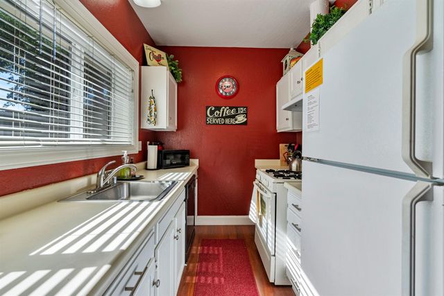 5105 Lakeshore Dr, Copperopolis, CA 95228