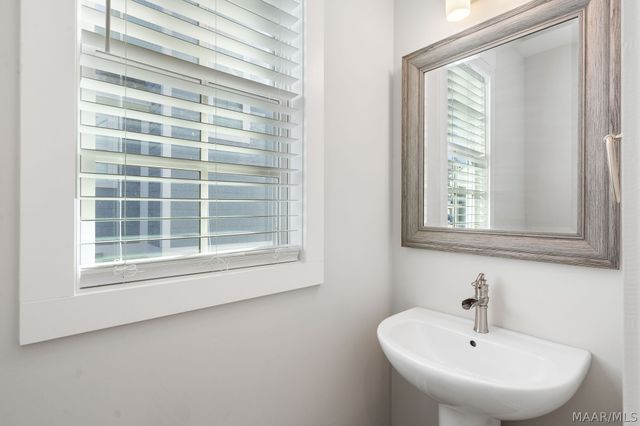 118 Forest Glen Drive, Pike Road, AL 36064