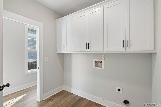 118 Forest Glen Drive, Pike Road, AL 36064