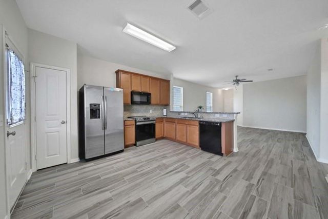 2619 Skyview Silver Drive, Houston, TX 77047
