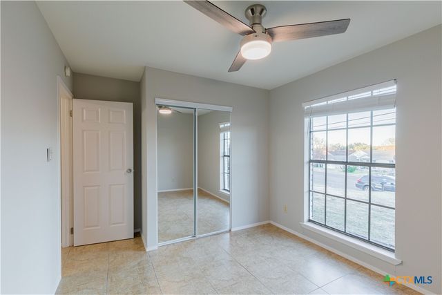 2003 Castle Gate Circle, San Marcos, TX 78666