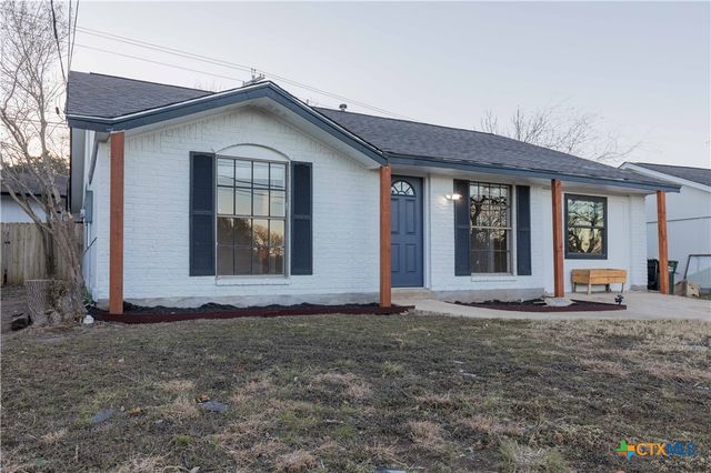 2003 Castle Gate Circle, San Marcos, TX 78666