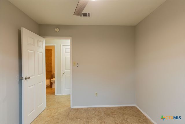 2003 Castle Gate Circle, San Marcos, TX 78666