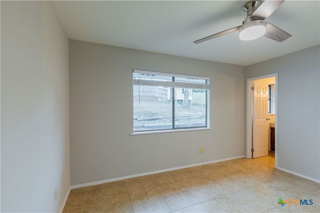 2003 Castle Gate Circle, San Marcos, TX 78666